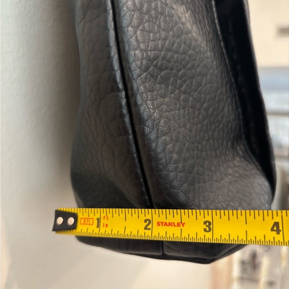 Black Giani Bernini Women’s purse - Picture 5 of 9